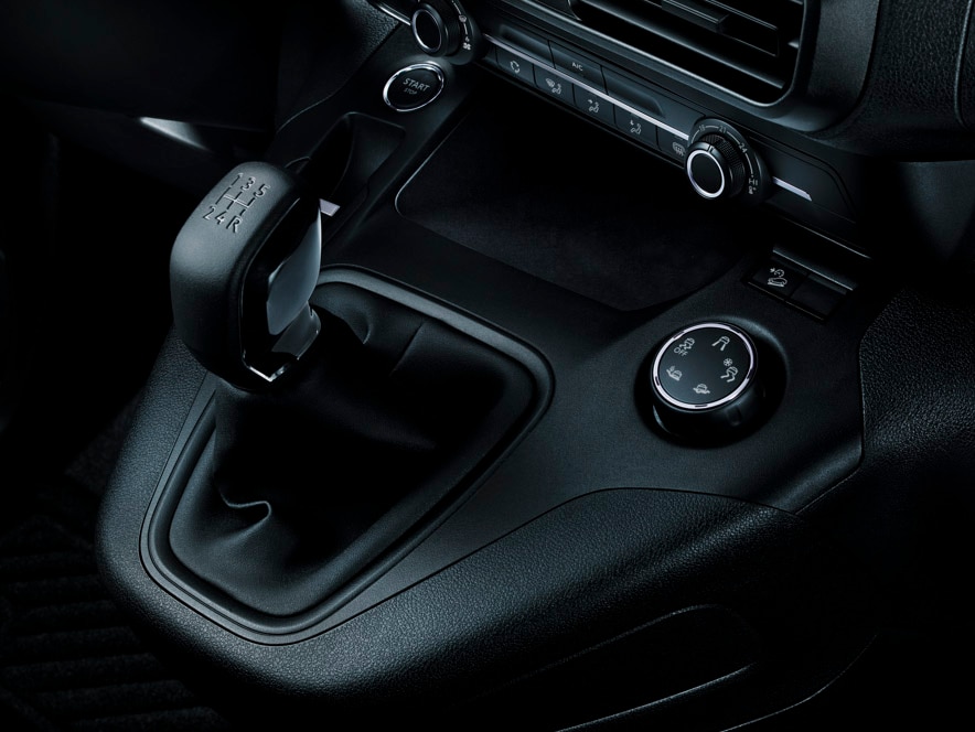 opel_combo_cargo_transmissions_4x3_cmc19_i01_034