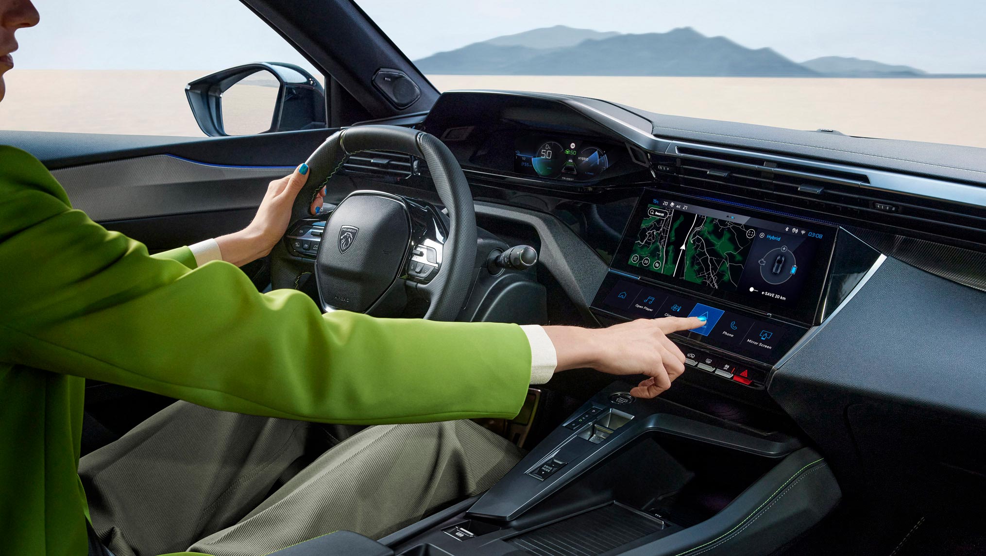 PEUGEOT_408PHEV_2206CN_124_2030x1145